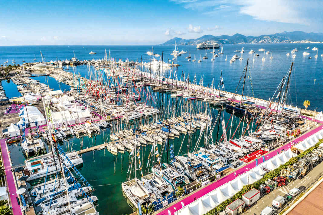 Large selection: The Port Canto is home to sailing, charter formats and toys.