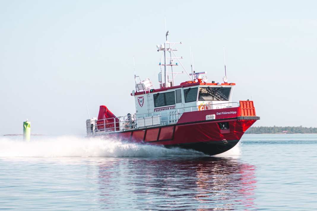 Das neue Feuerwehrschiff mit dem passenden Namen "Dat Füürschipp"