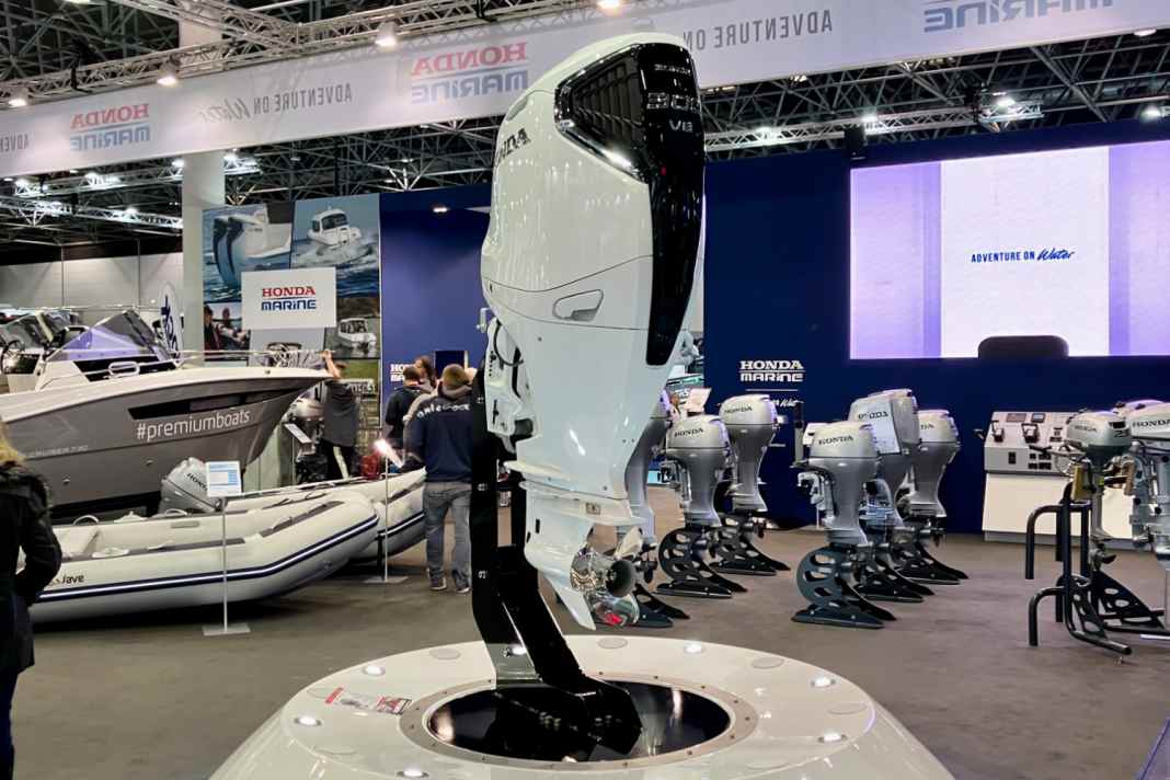 The new BF 300 outboard from Honda