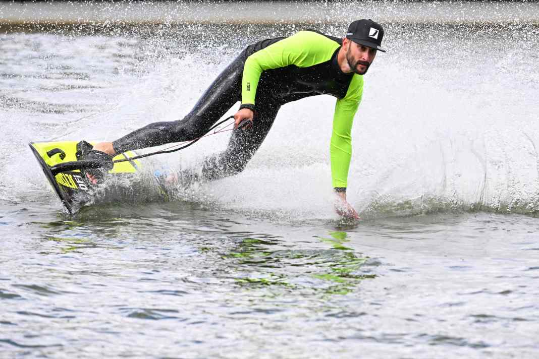 Demo: Jetsurf auf dem Messe-See