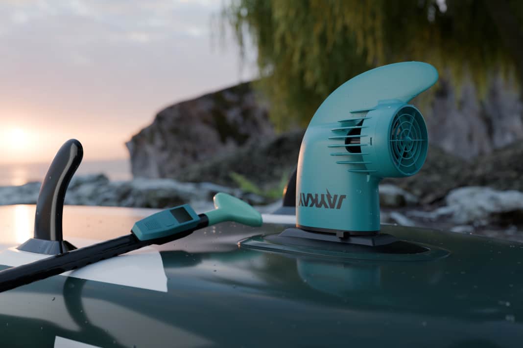 Among other things, the e-fin supports the Sunday outing with the SUP