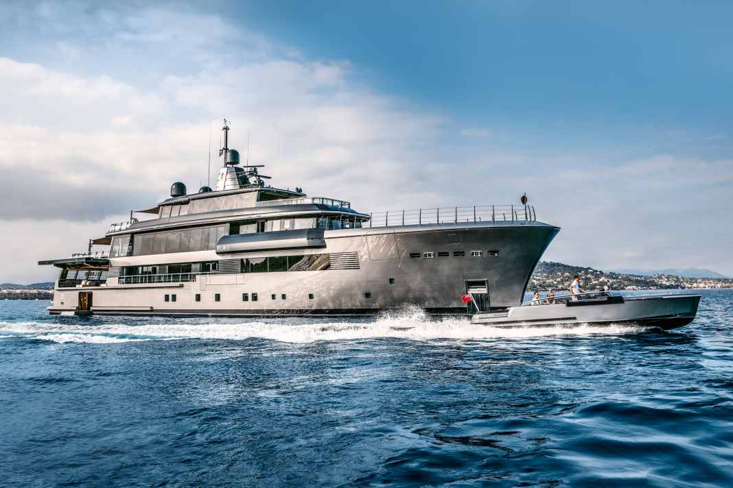 „Atlante“: CRN lieferte die Nuvolari-Lenard-Linien mit Interior von Gilles & Boissier 2015 an den Moncler-CEO Remo Ruffini. Der Italiener verhalf der französischen Outdoormarke 2003 zu neuem Ruhm.