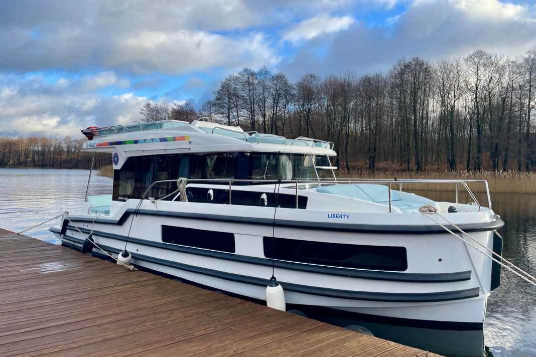 Der neue Bootstyp der Luxury Klasse "Liberty" steht ab April an mehreren Le Boat Standorten bereit