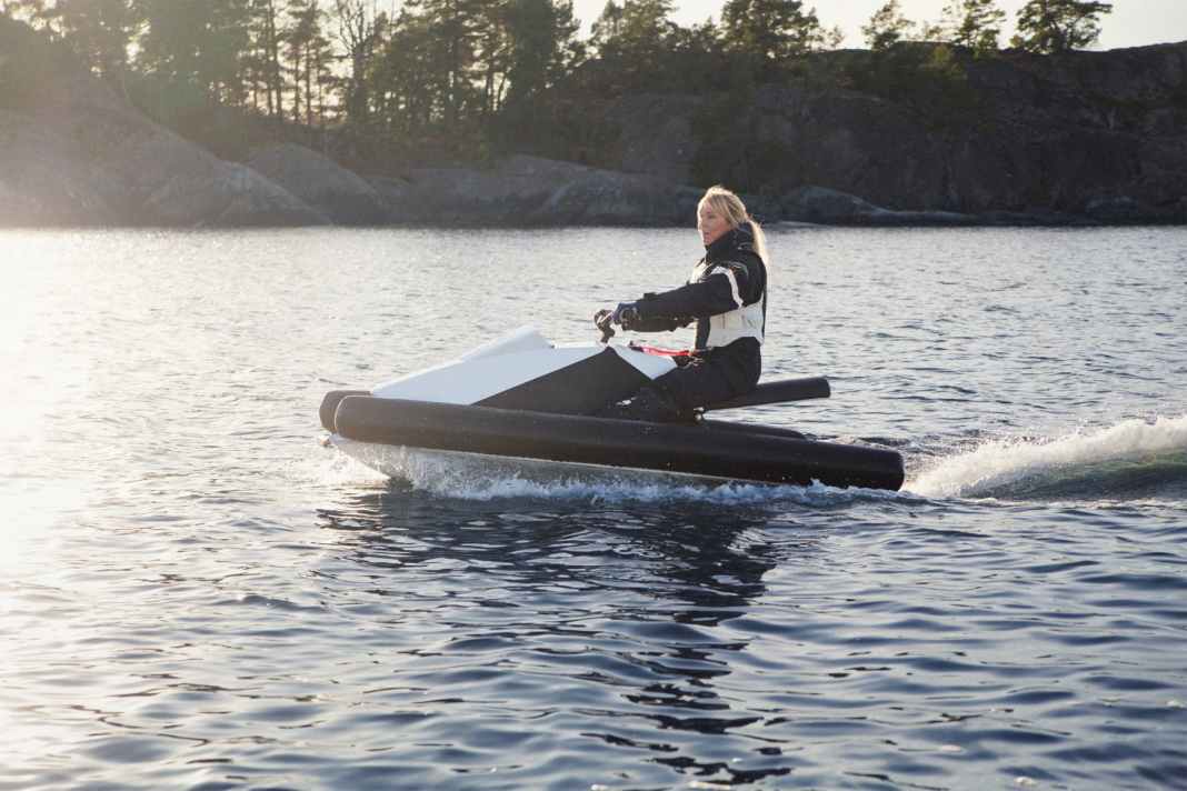 Fun device with electric drive.