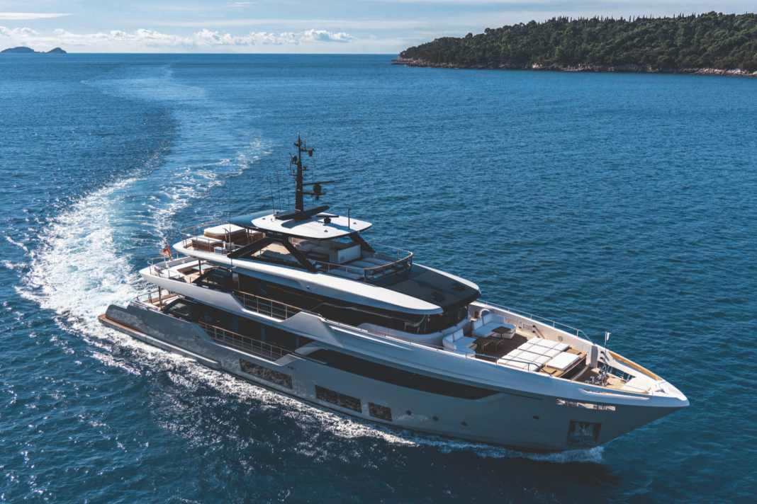 Two MAN engines are used for the long voyage, with a range of 2800 nautical miles.