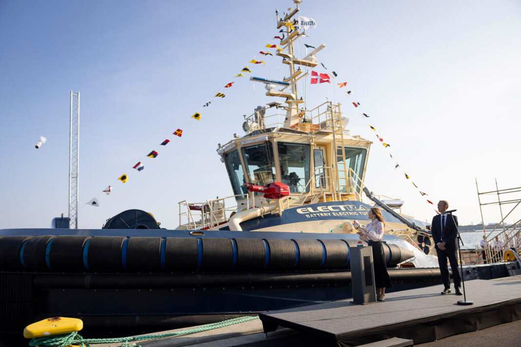 Taufe des ersten E-Schleppers Dänemarks durch Königin Mary