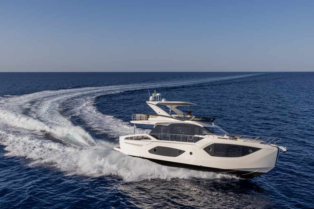 Absolute 56 Fly (length: 17.64 m, width: 4.79 m, engine: 1,200 hp, CE category: B)