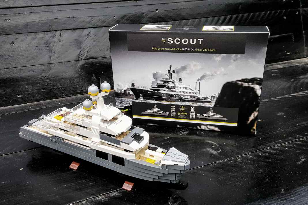 Exclusive gift: One of 25 building sets consisting of 782 bricks, which the owner gives away to selected people.