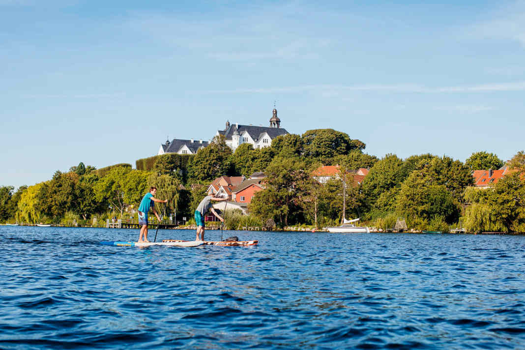 Der Große Plöner See ist einer von 18 Seen, welche die Schwentine von der Quelle bis zur Mündung durchfließt.