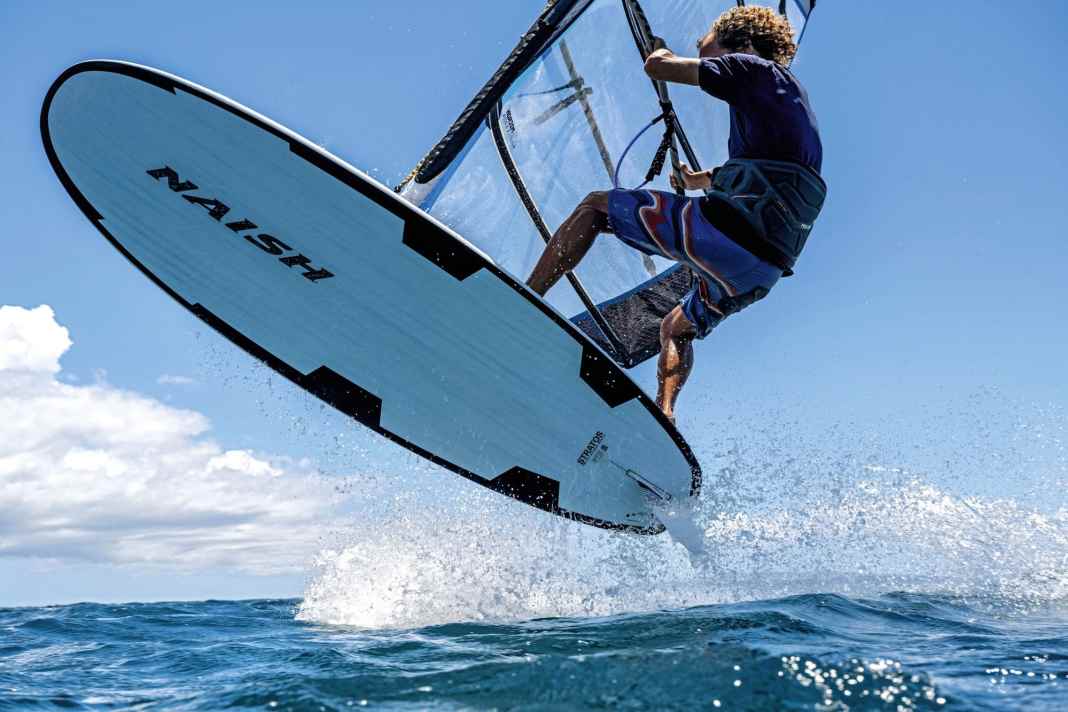 Der neue Stratos ersetzt künftig die Freerideboards Starship und Galaxy.