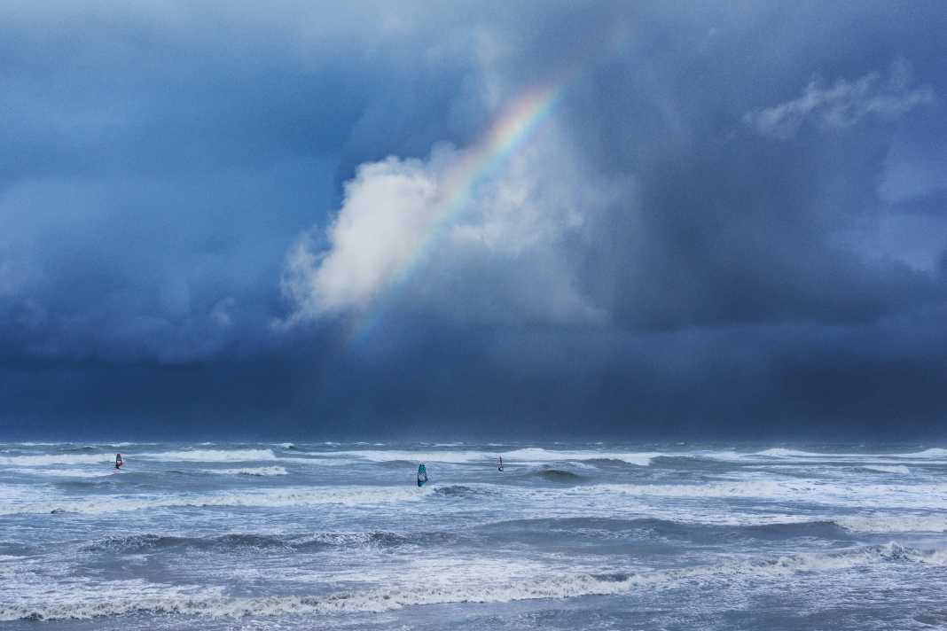 Something is brewing: Ciarán was one of the strongest storms to hit northern Europe this year. Wind speeds of up to 200 km/h were measured in northern France.  The precursors were still navigable in the English Channel, but in view of what was brewing in the Atlantic, even the most hardened locals were later forced to cancel their sails.