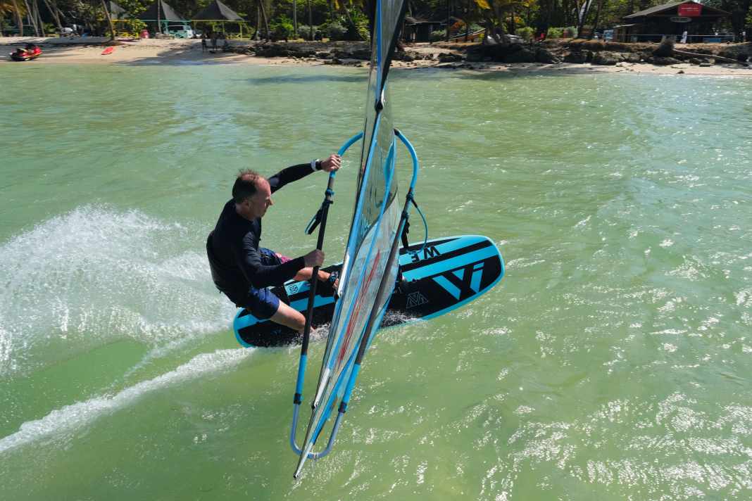 The We One We Ride 108 in a surf test