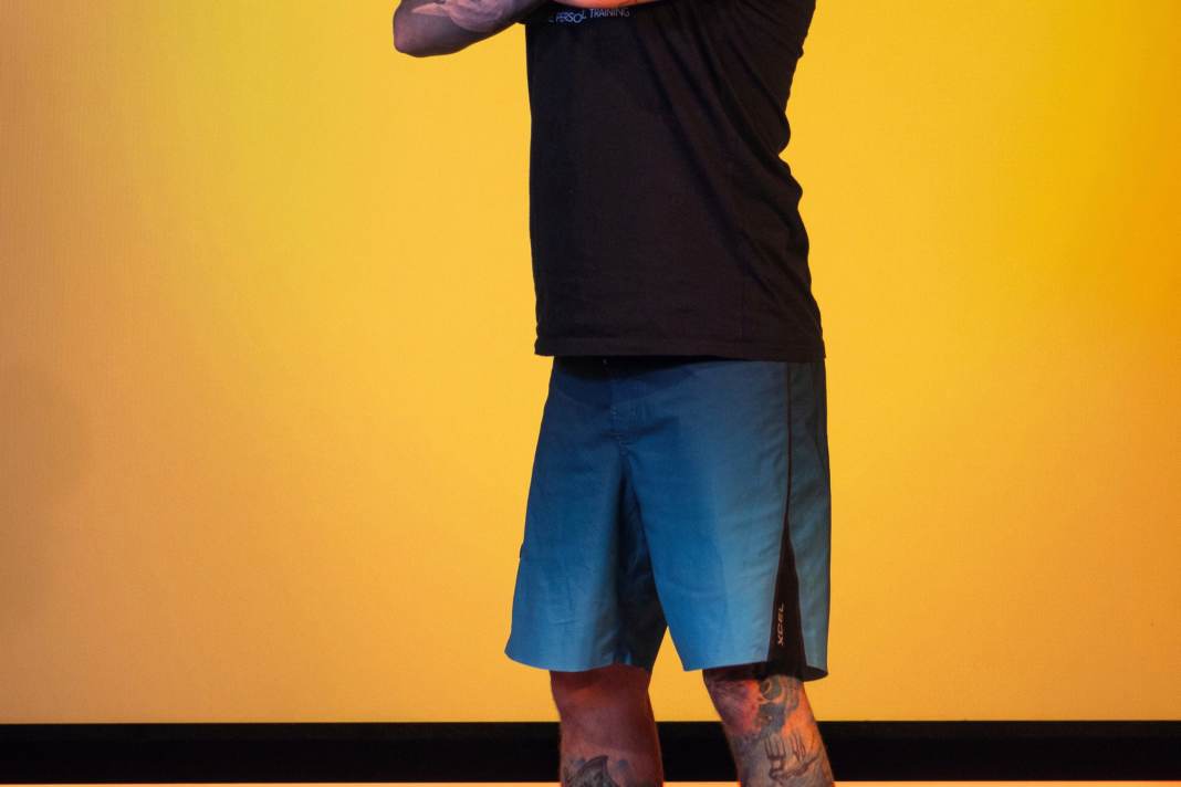 Good Mornings: Choose a shoulder-width stance and cross your arms in front of your upper body.