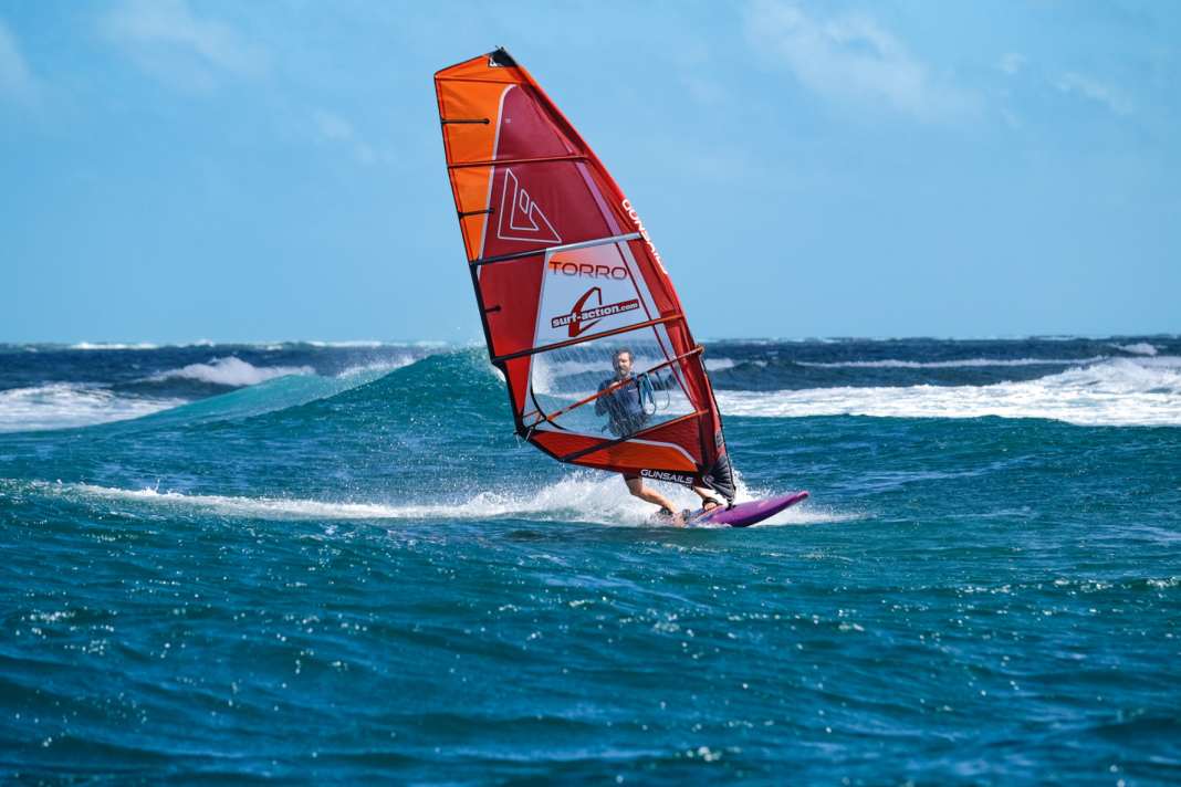 Flat water power with manoeuvring genes - these are freemove sails. We tested seven 2023 models!