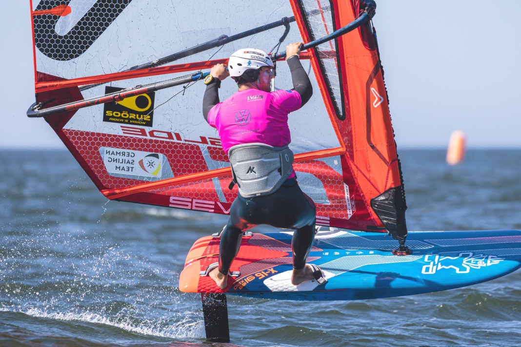 Meno Büchler will im Deutschen Windsurf Cup angreifen