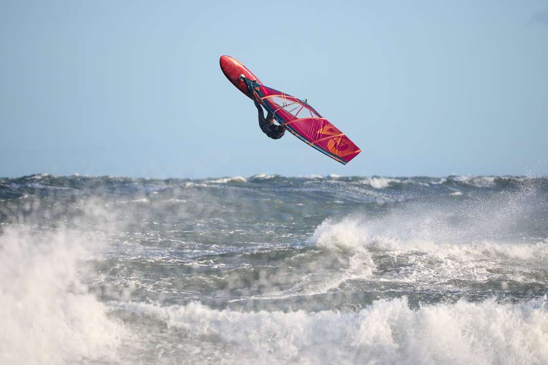 The Severne Pyro 2025 in a surf test