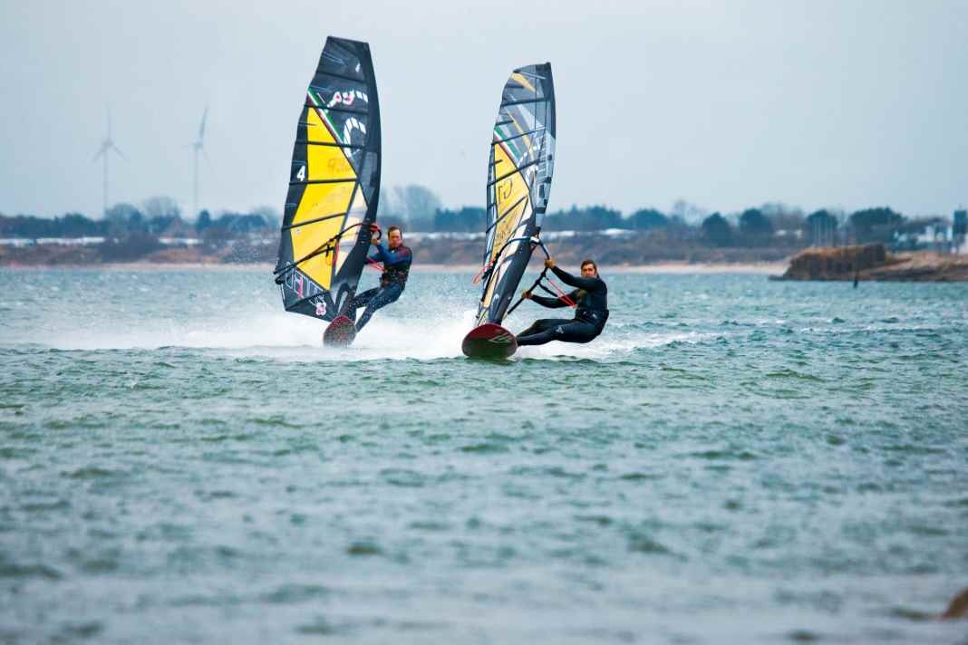 surf-Reakteur Manuel Vogel wollte es wissen und forderte Vincent Langer zum Speed-Duell heraus
