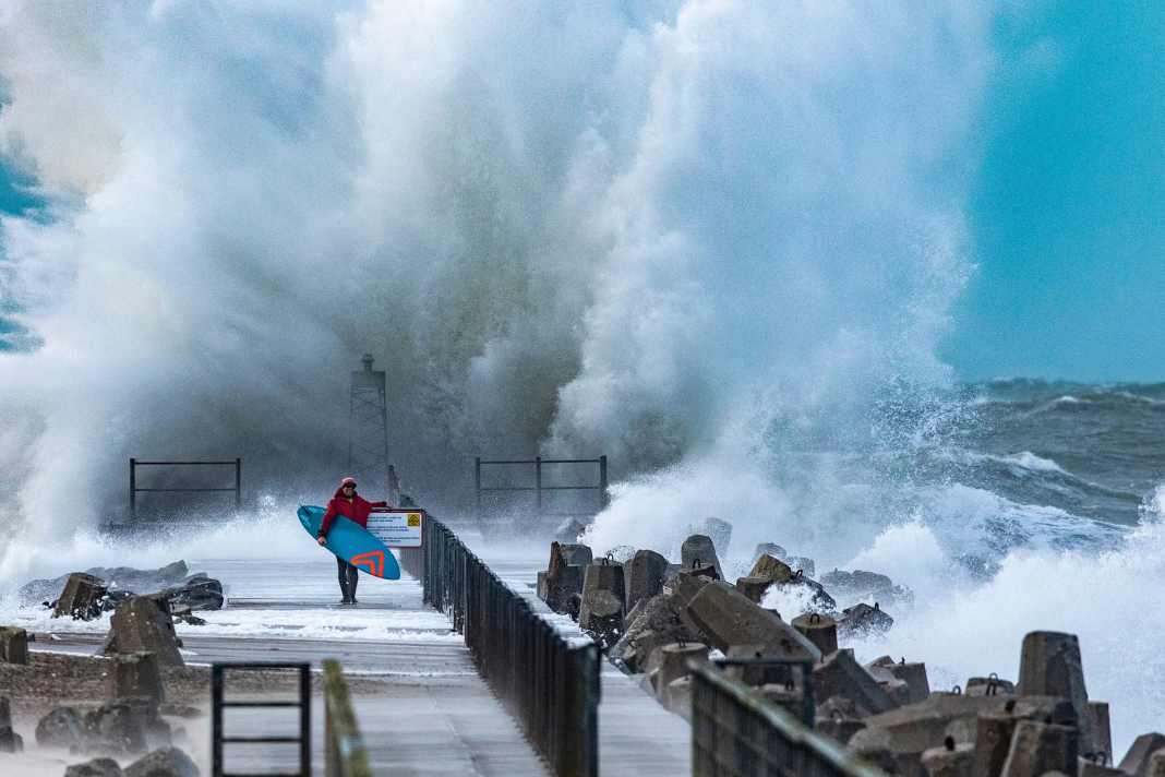 Denmark: The pier at Hanstholm has to withstand the mighty force of the water.