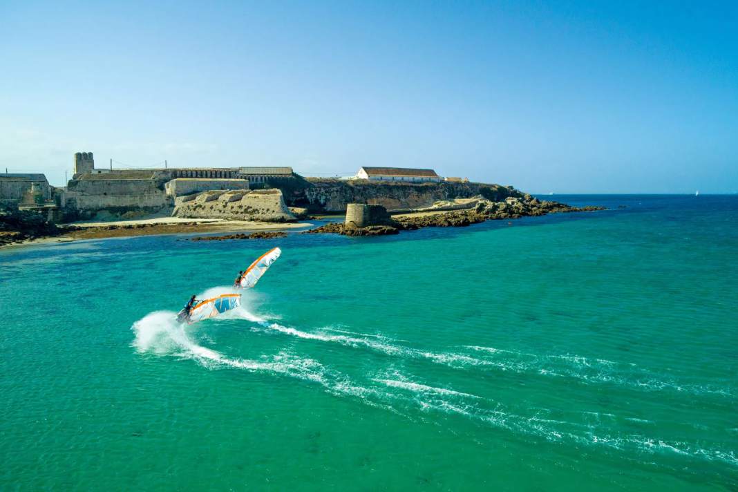 Tarifa is one of the windsurfing meccas in Europe - thanks to the Levante