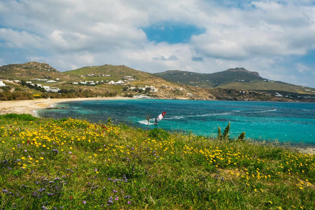 Mykonos is not only a party island, but also offers plenty of windsurfing options