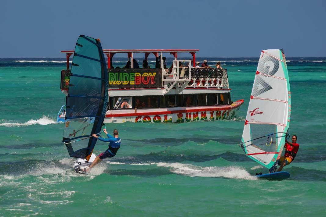 Beim surf-Test auf Tobago stand das erste Foto-Shooting an