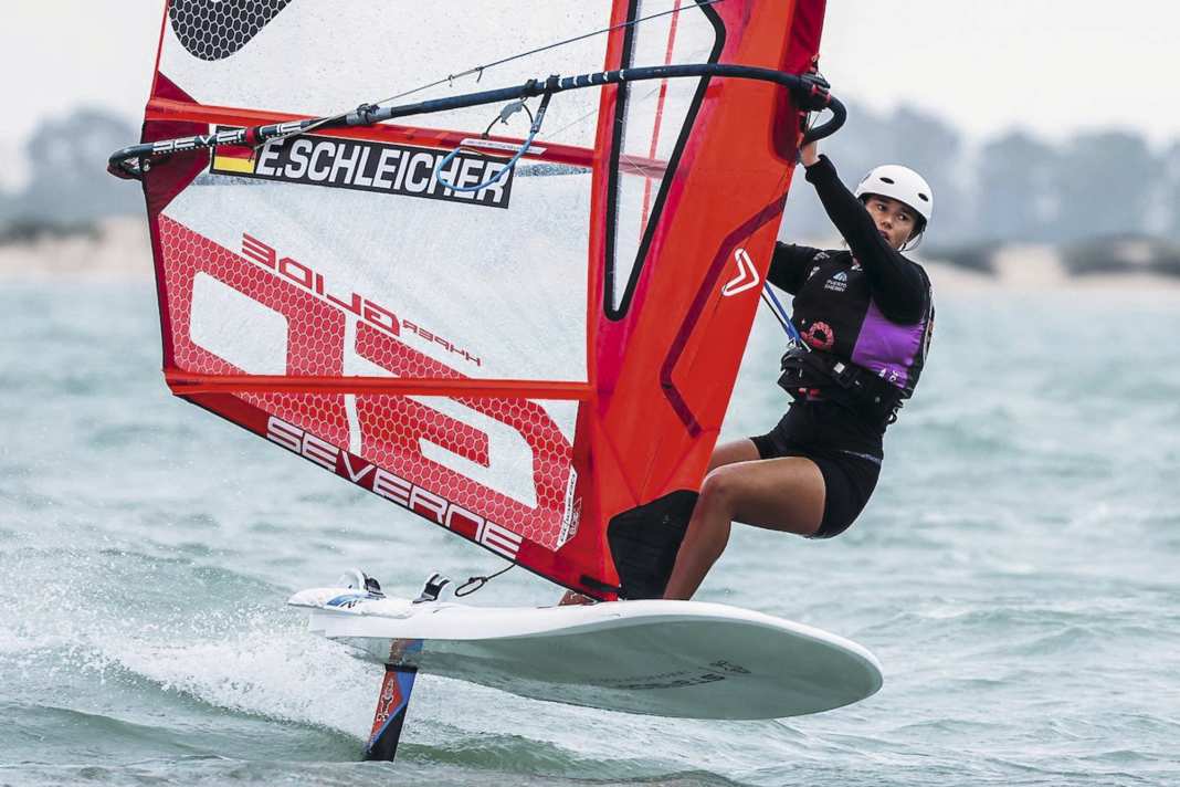 Emma Schleicher hat in der iQFoIL-Youth-Klasse erste Erfolge verbuchen können