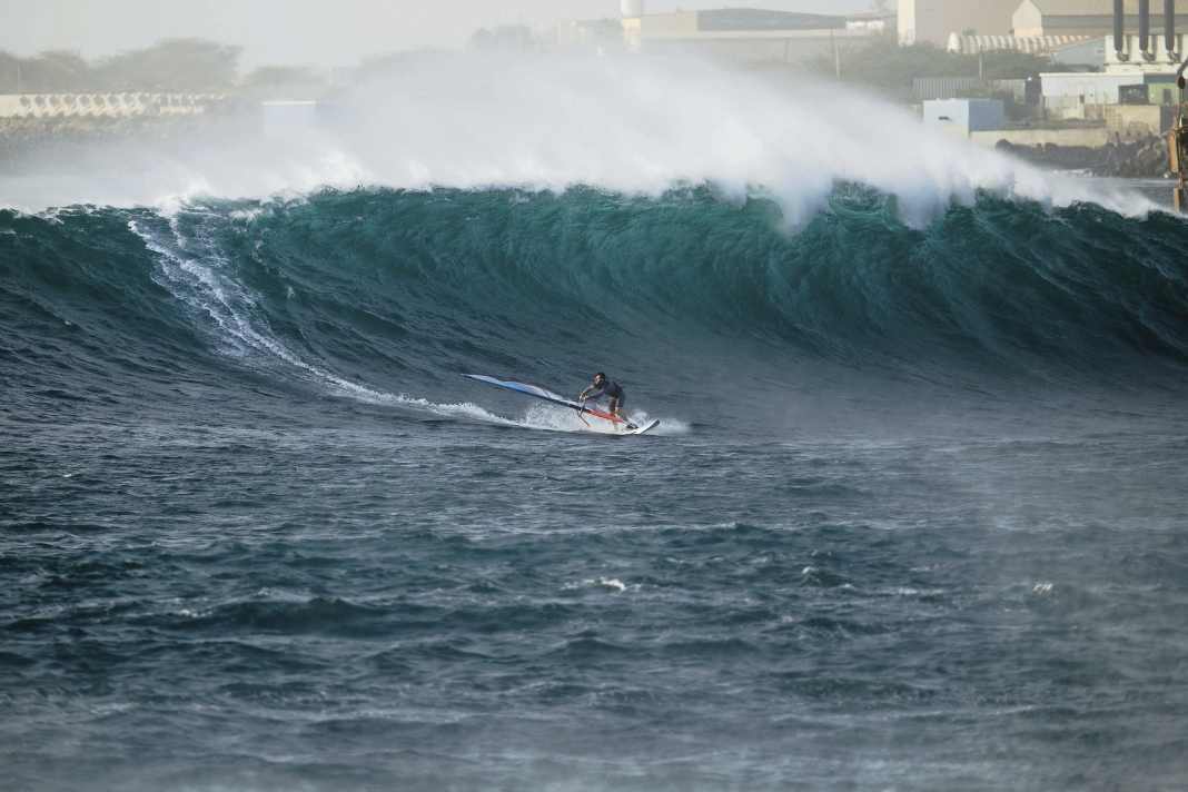 Epic conditions in Cape Verde in February: A group of German wave pros were in the right place at the right time.