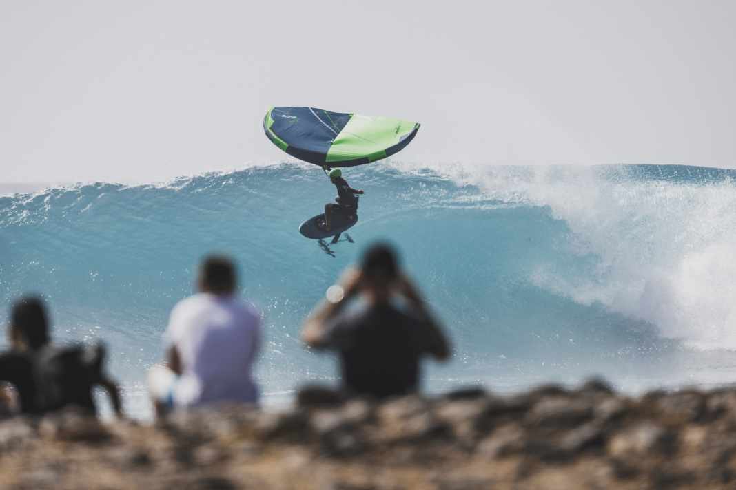 Malo Guénolé wins in Ponta Preta