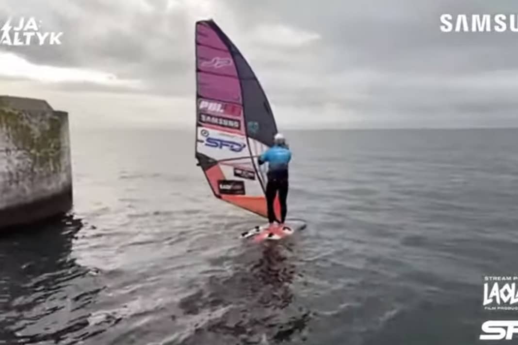 Maciek Rutkowski's start was a game of patience. There was hardly any wind off the Swedish coast for almost two hours