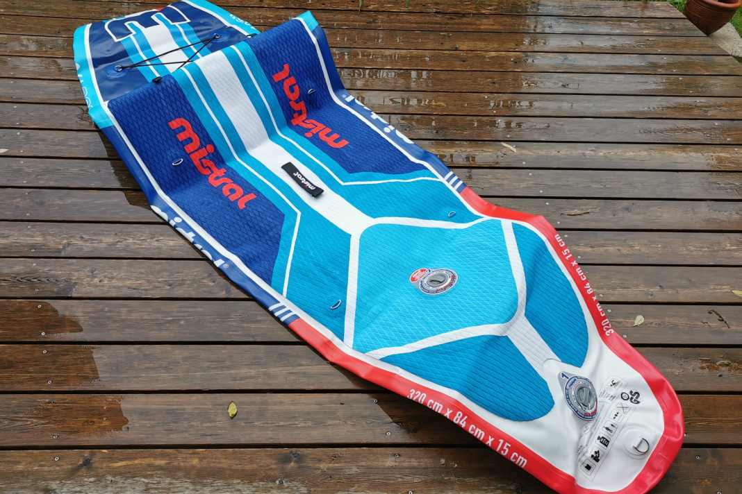 Wir haben das Mistral Allround-SUP von Lidl für einen Test besorgt!