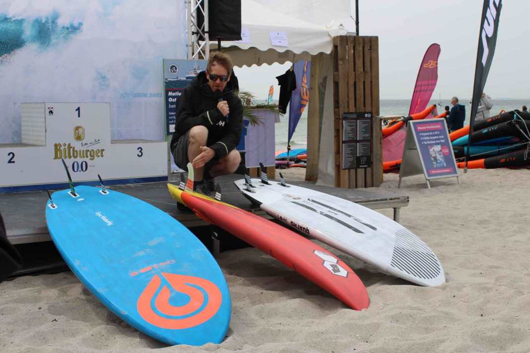 Manuel Vogel beriet die Besucher beim Surf-Festival zu Multifin-Boards
