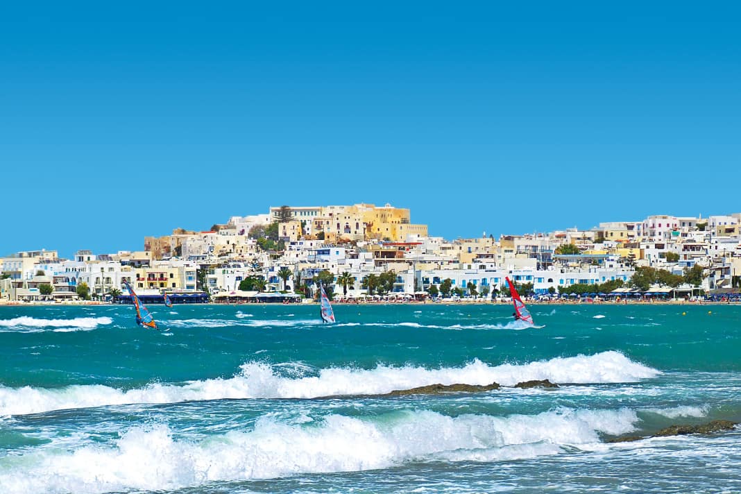 Zuverlässiger Wind in tollen Revieren - der Meltemi macht die Ägäis zum Windsurf-Paradies