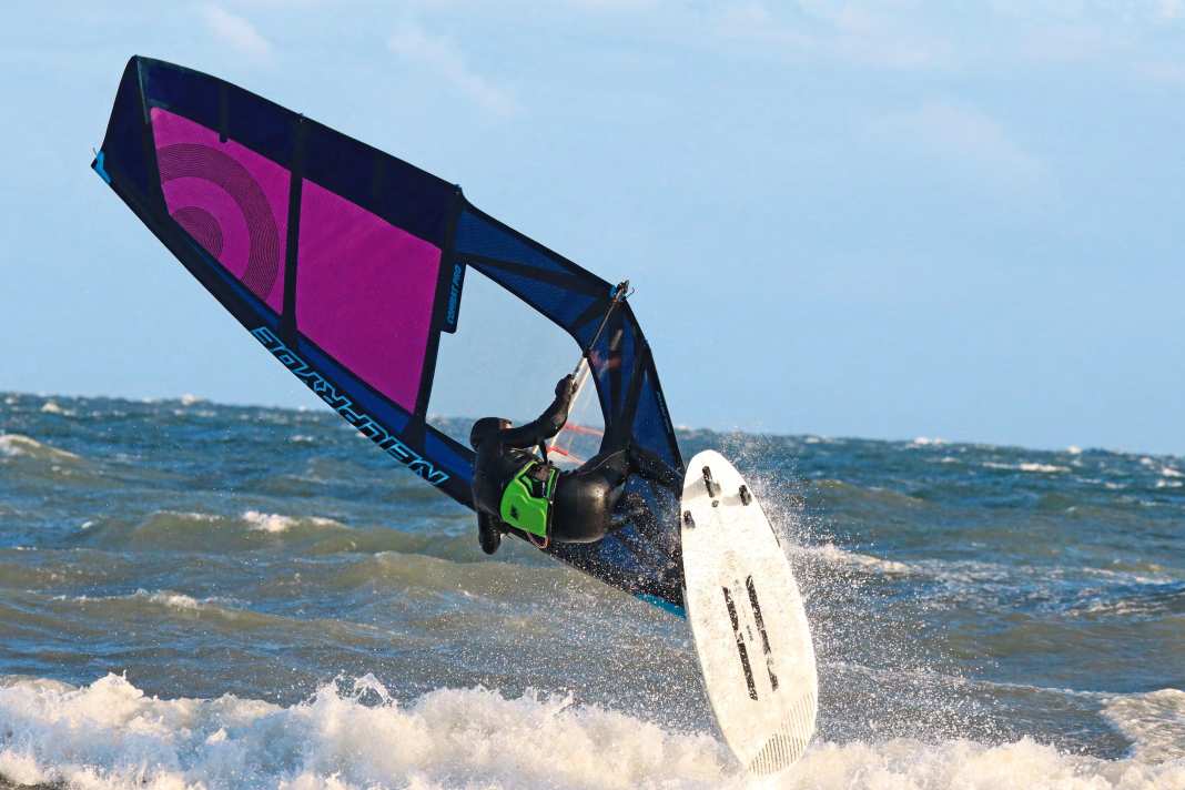 Moderate waves and Baltic Sea chop - the Power feels particularly at home here.