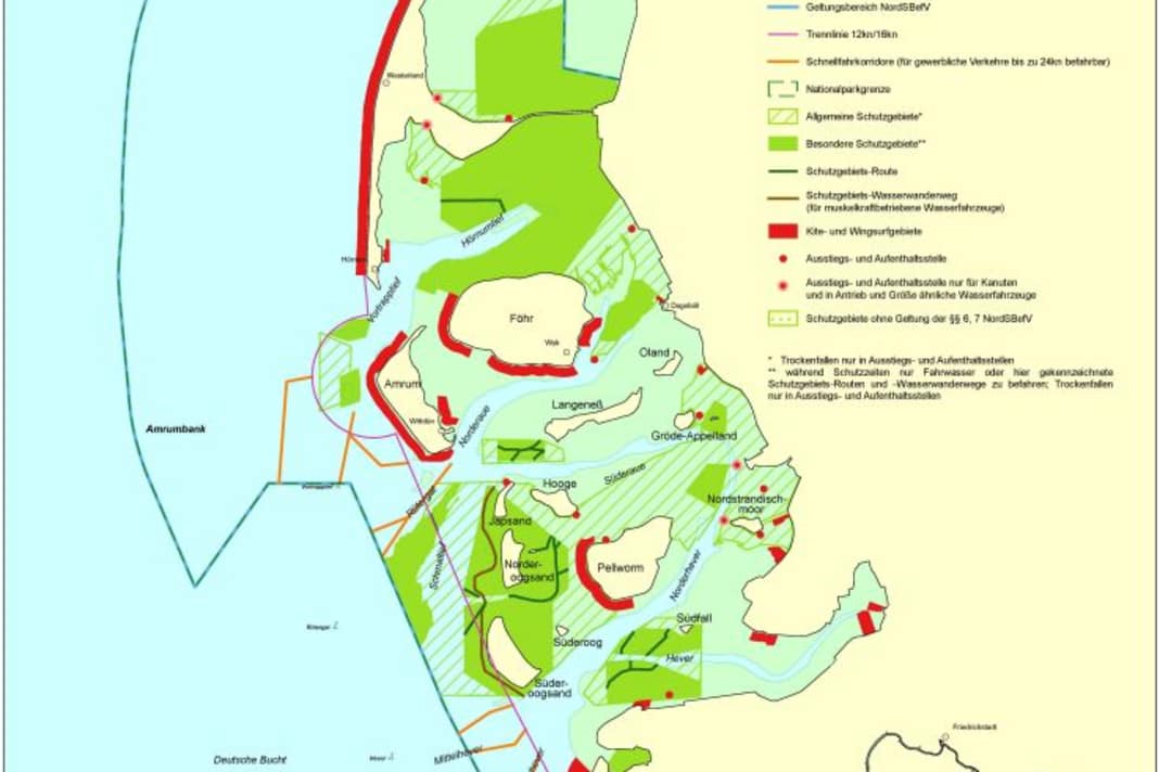Wingsurfers are currently only allowed on the water in specially designated zones (red)