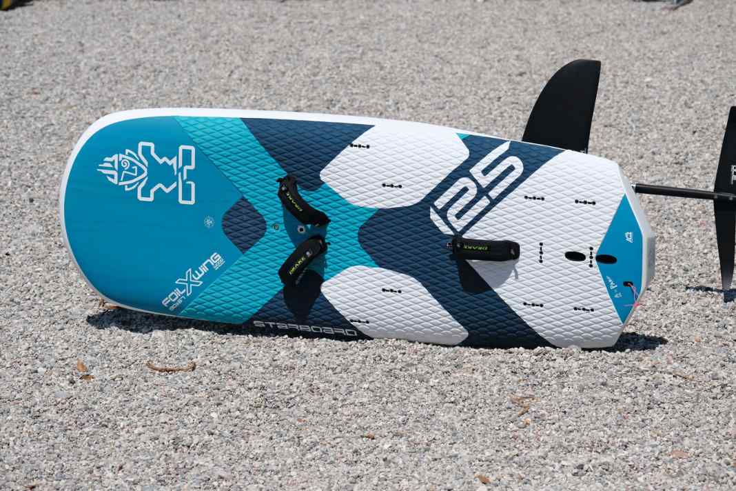 Crossover boards often offer several strap options for different disciplines