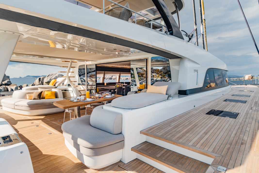 The side decks of the flagship have boulevard dimensions