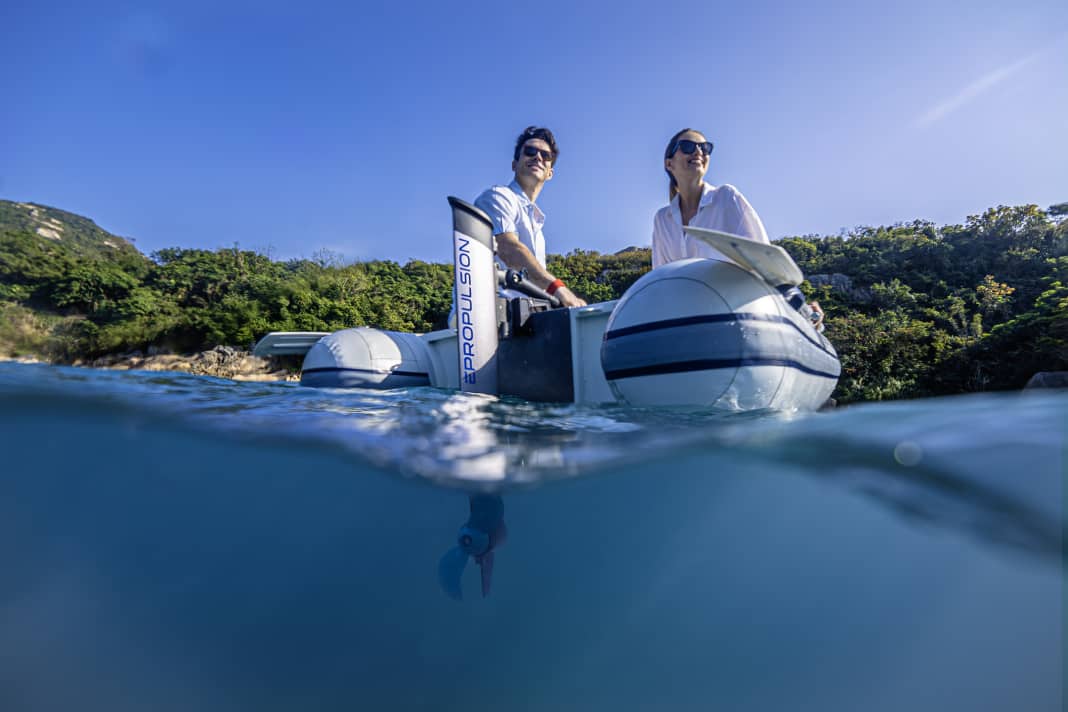 Le nouvel eLite convient bien comme propulseur pour les annexes