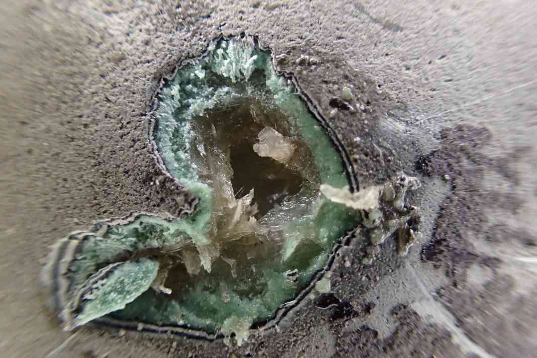 A highly magnified osmotic bubble under the microscope