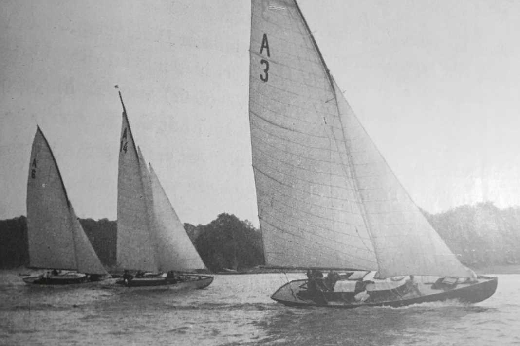 At a regatta of the 60 National Cruisers on the Wannsee in 1926