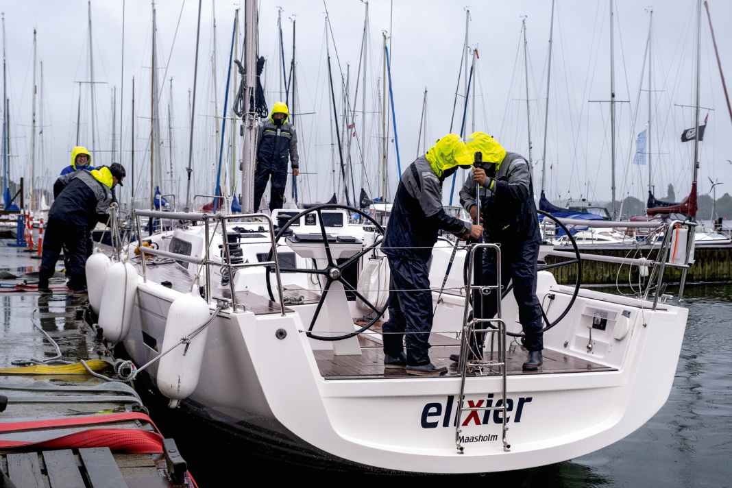 Wenn die Yachten ins Winterlager kommen, laufen viele Arbeiten parallel
