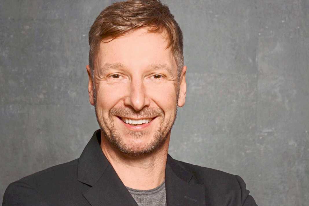 Stefan Zimmermann: Der 57-jährige Wirtschaftsingenieur ist seit 2022 Produktions- und Entwicklungsvorstand von Hanseyachts und war unter anderem Werksleiter bei Ford Automotive.