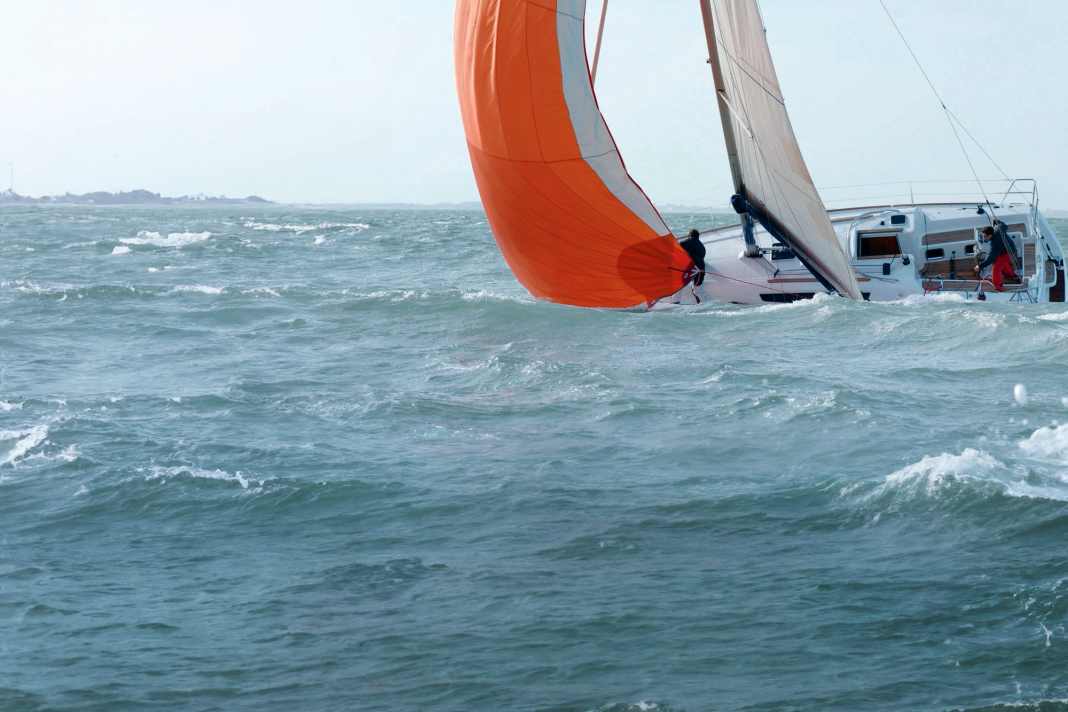 Sonnenschuss. Beherrscht die Crew das Boot nicht mehr, kommt schnell Panik auf.