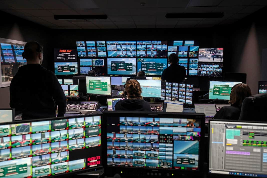 All data and live images come together in the London broadcasting centre. .
