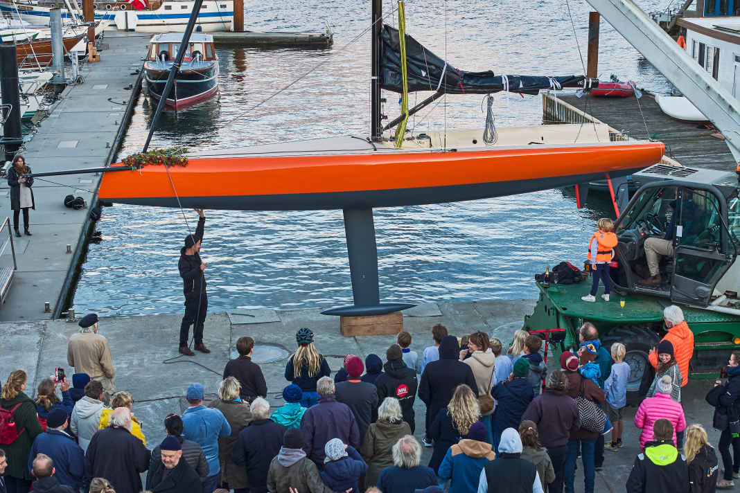 The Woy 26 immediately before launching