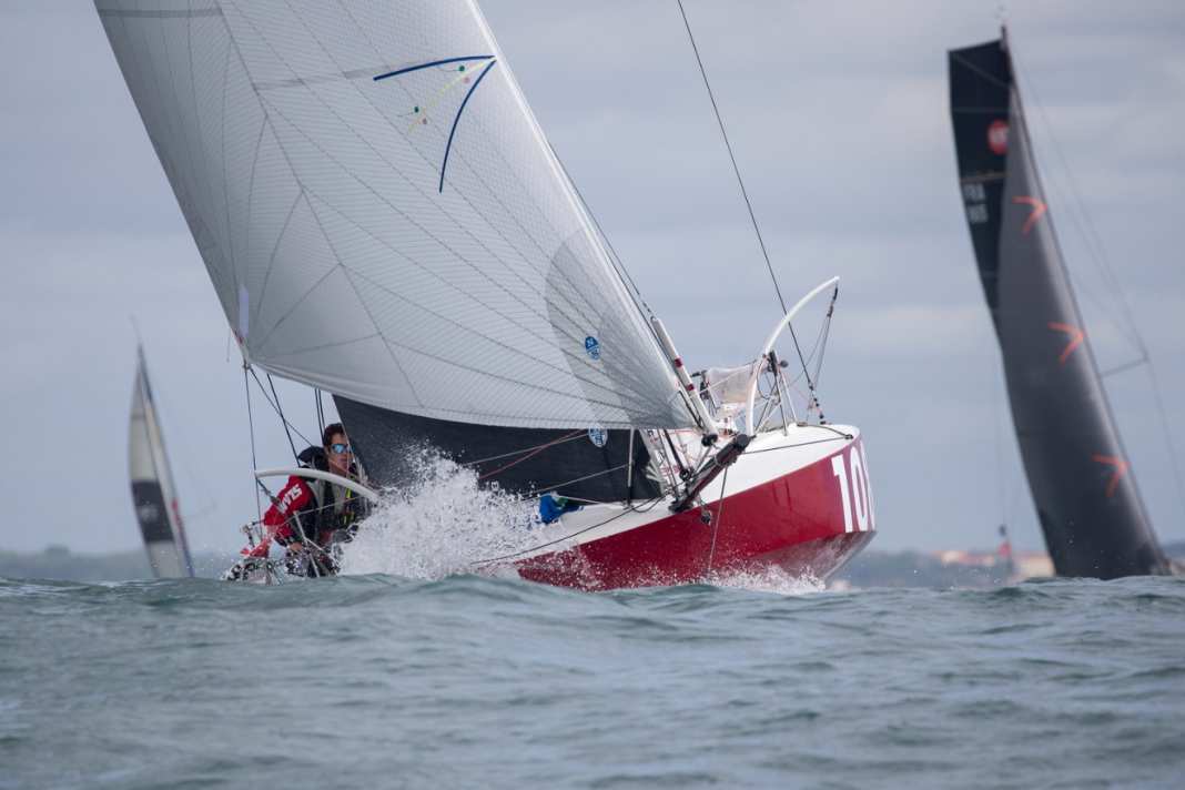 Victory in the last mile: Carlos Manera with his Sam Manuard design "Xucla"