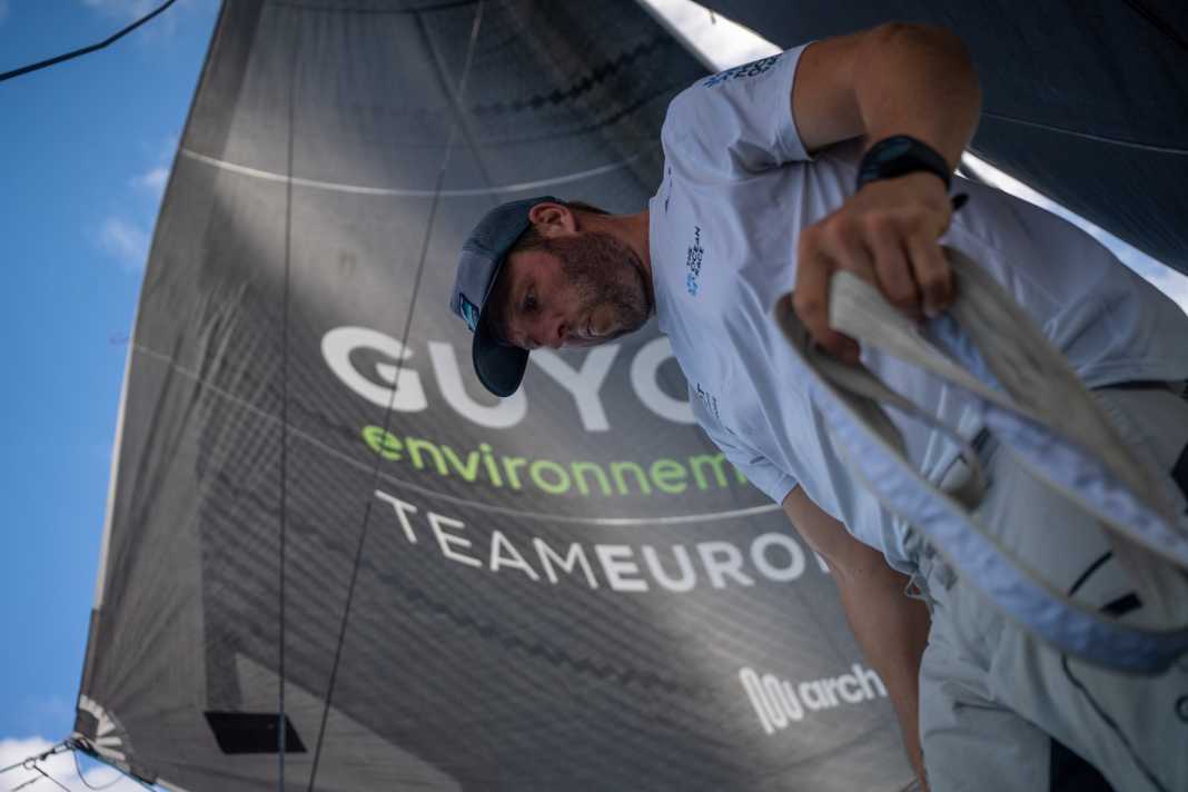 Co-Skipper Robert Stanjek auf der "Guyot"