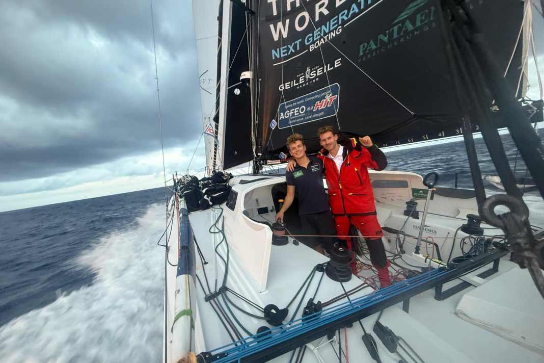 Heureux seconds de la deuxième étape du Globe40 : Lennart Burke et Melwin Fink.