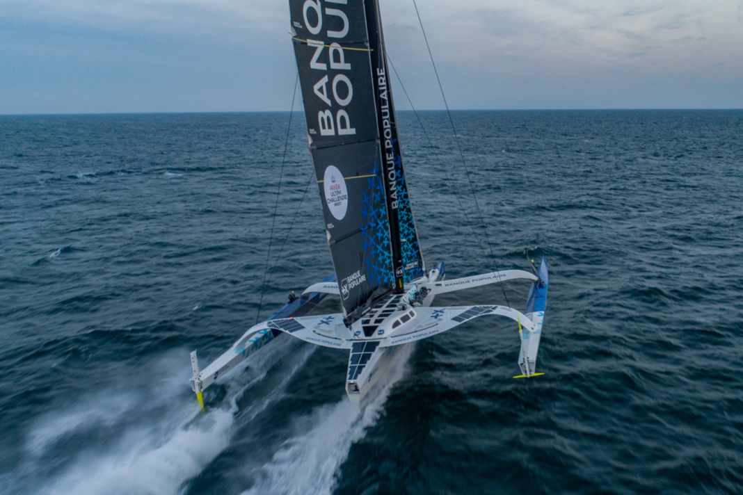 Le "Maxi Banque Populaire XI" a franchi la ligne d'arrivée de l'Arkea Ultim Challenge le 3 mars en tant que troisième Ultim