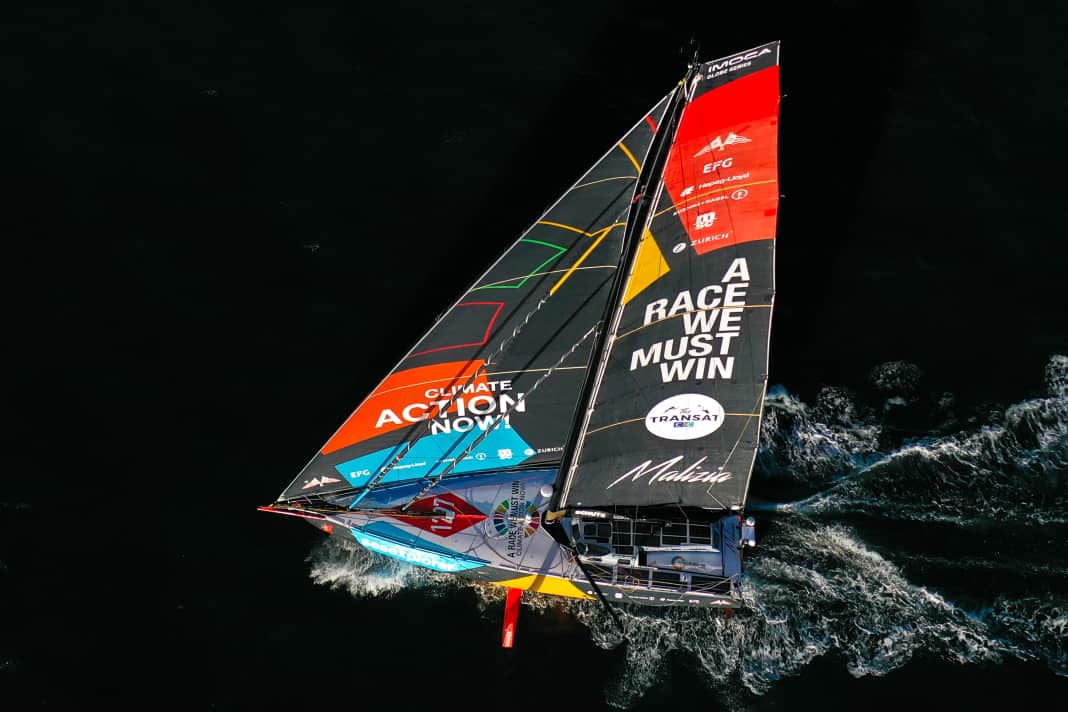 Back on course: The Imocas around "Malizia - Seaexplorer" are back