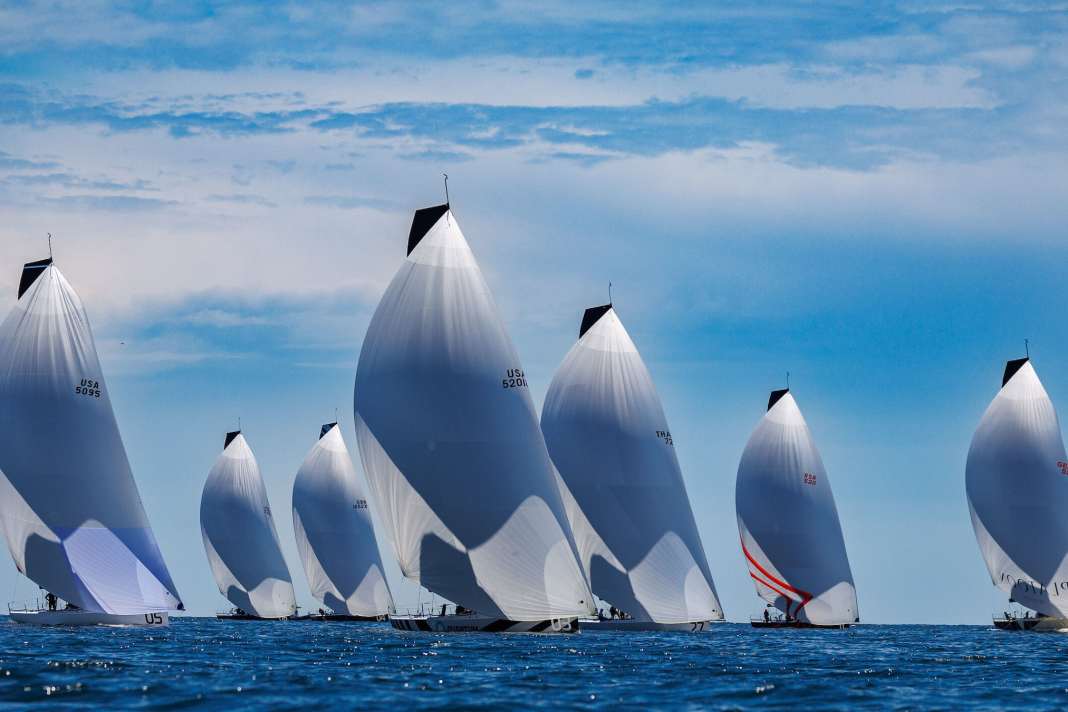 Die 52 Super Series war zu Gast in Newport. Dort siegte überraschend eine Familien-Crew. Harm Müller-Spreers "Platoon Aviation" segelte auf Platz sieben.